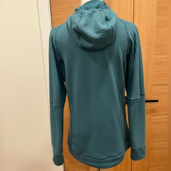 Patagonia® Worn Wear | Womens R1® | Full-Zip Hoody | Medium - Picture 6 of 11